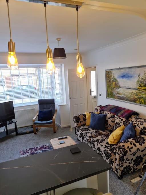 브리들링턴 Semi Detached Quite Location 빌라 외부 사진